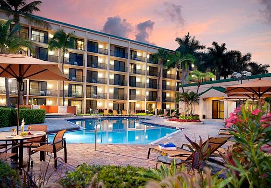 Courtyard By Marriott Fort Lauderdale East / Lauderdale-By-The-Sea Екстер'єр фото