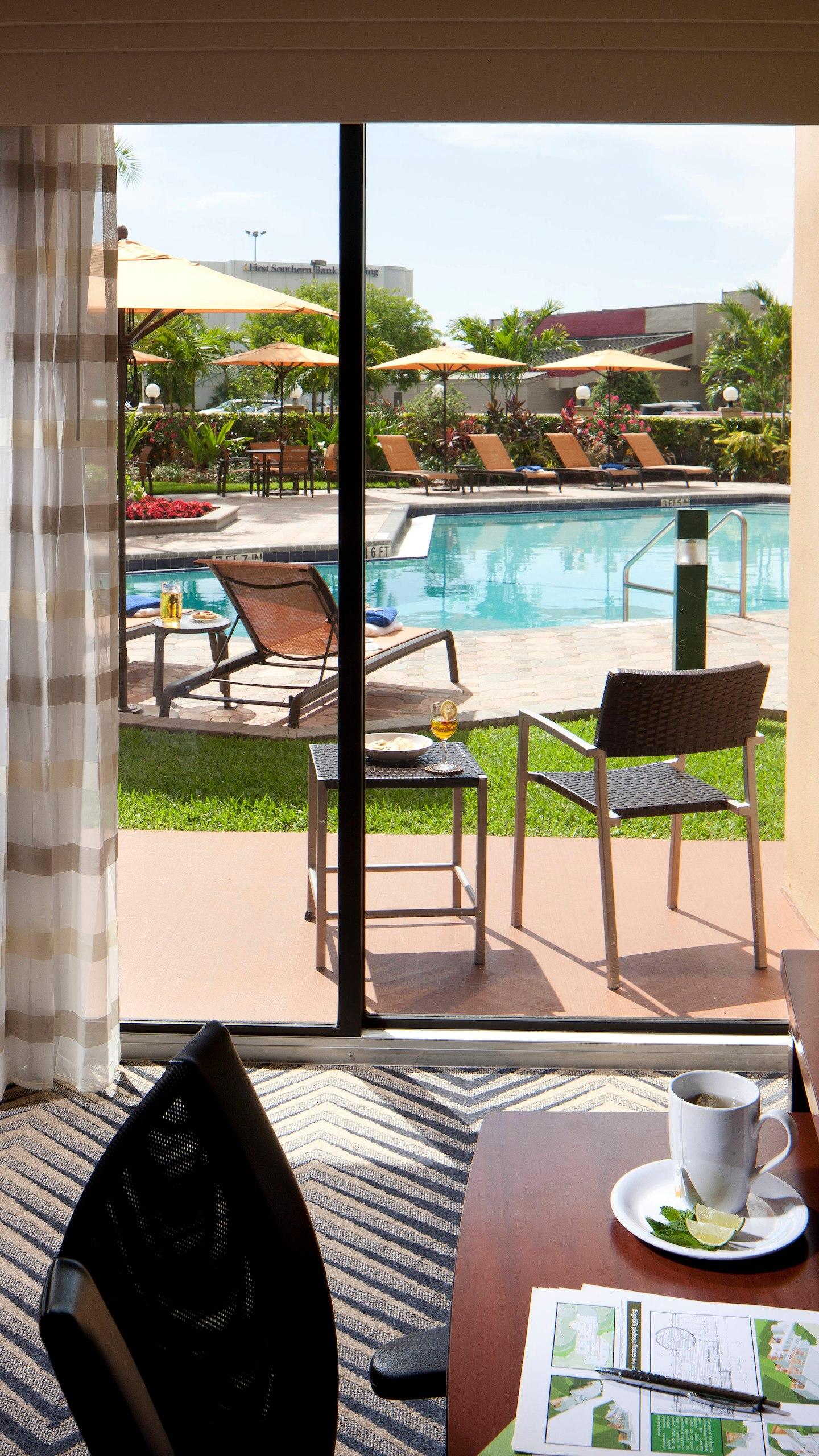 Courtyard By Marriott Fort Lauderdale East / Lauderdale-By-The-Sea Екстер'єр фото