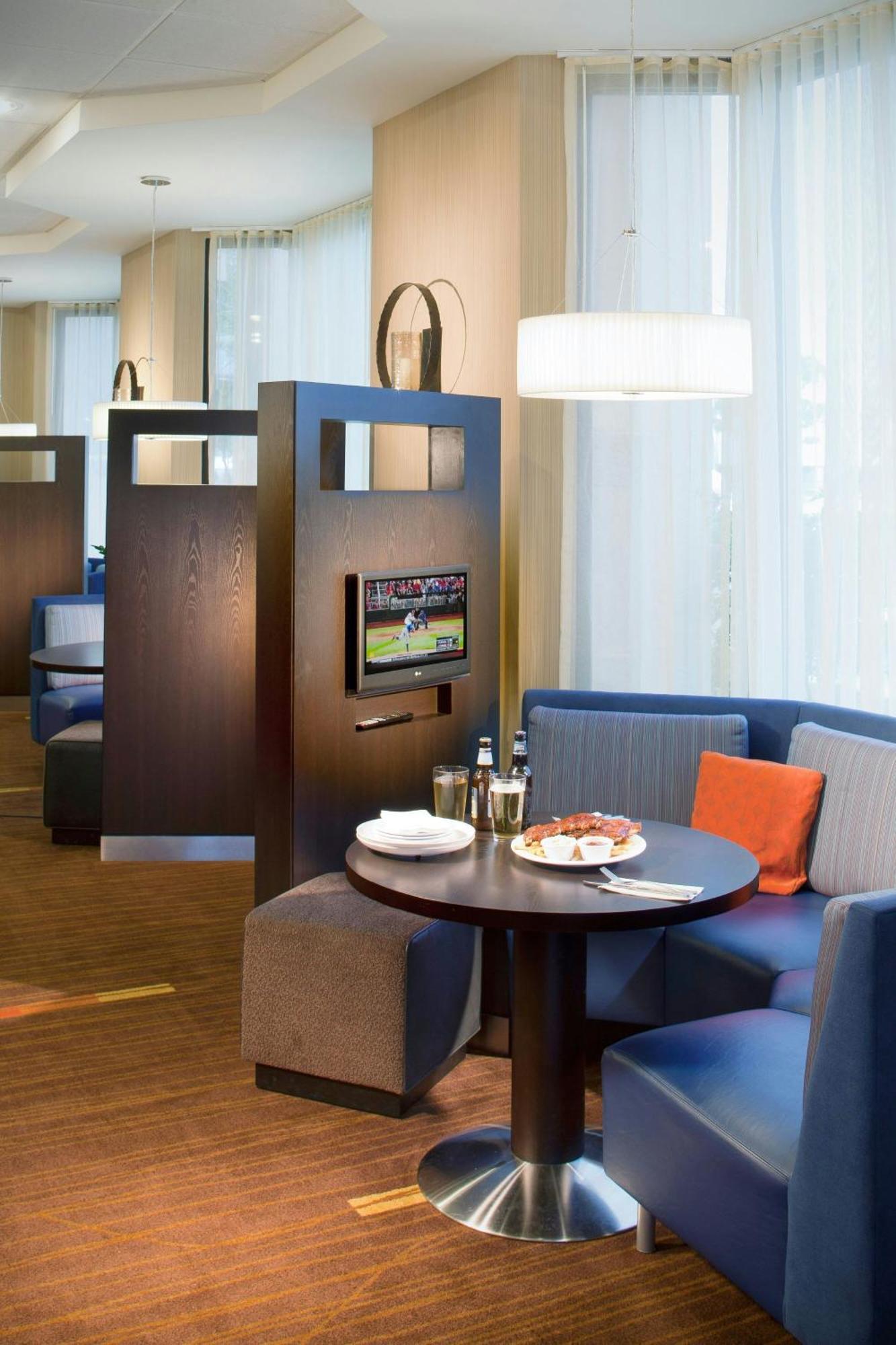 Courtyard By Marriott Fort Lauderdale East / Lauderdale-By-The-Sea Екстер'єр фото