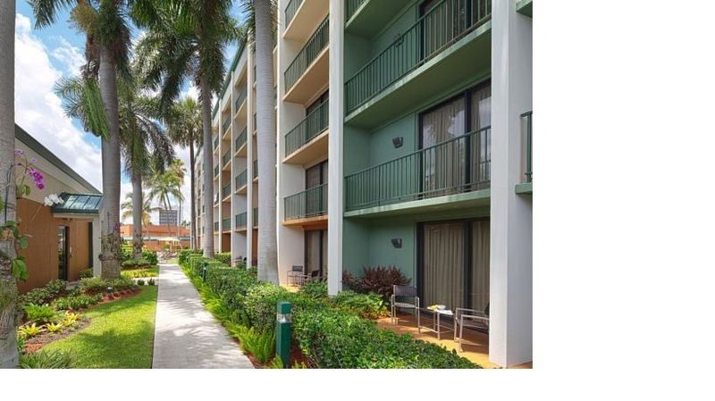 Courtyard By Marriott Fort Lauderdale East / Lauderdale-By-The-Sea Екстер'єр фото