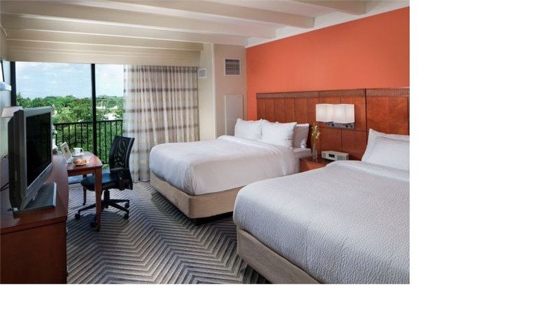 Courtyard By Marriott Fort Lauderdale East / Lauderdale-By-The-Sea Екстер'єр фото