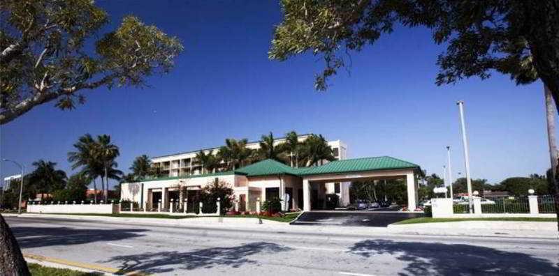 Courtyard By Marriott Fort Lauderdale East / Lauderdale-By-The-Sea Екстер'єр фото