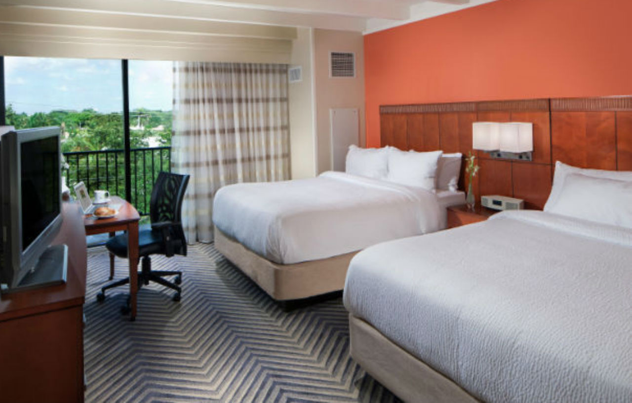 Courtyard By Marriott Fort Lauderdale East / Lauderdale-By-The-Sea Екстер'єр фото
